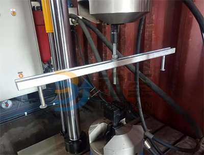 多通道槽道电液伺服疲劳试验机