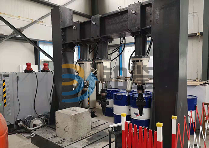 多通道槽道电液伺服疲劳试验机