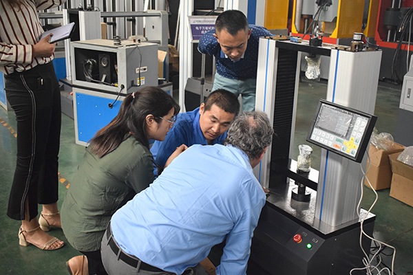 印度客户车间参观考察 印度客户车间参观考察