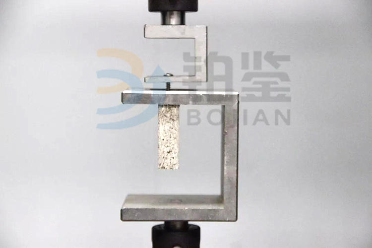 人造板板边握螺钉力试验前