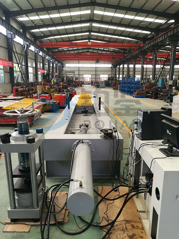 卧式拉力试验机车间图片