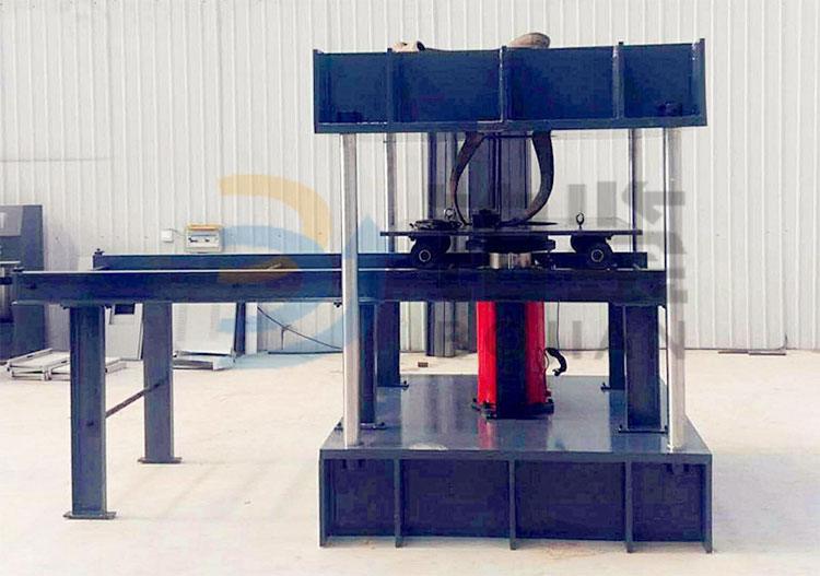 油缸下置式井盖压力试验机