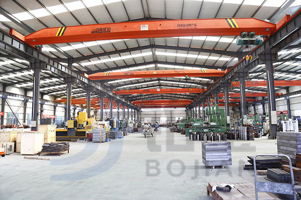 1597905349396623.jpg 铂鉴水印车间图片600 400.jpg